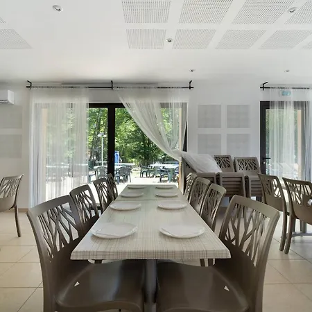 Feriehus 4.les Chenes Option Clim- 4 Pers